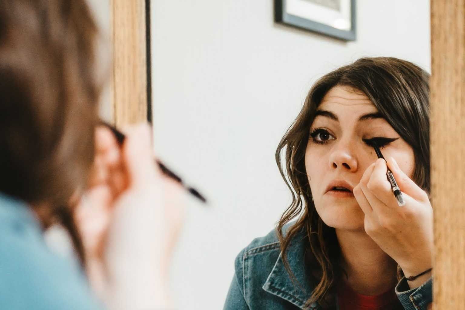 eyeliner tricks