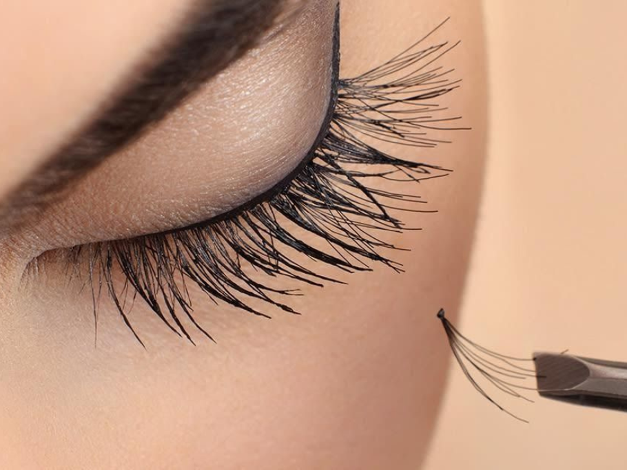 Are Eyelash Extensions Expensive or Affordable?